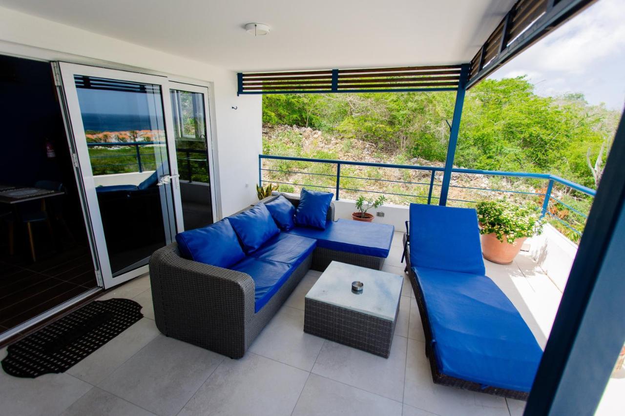 Westpunt Beach Apartments Виллемстад Экстерьер фото